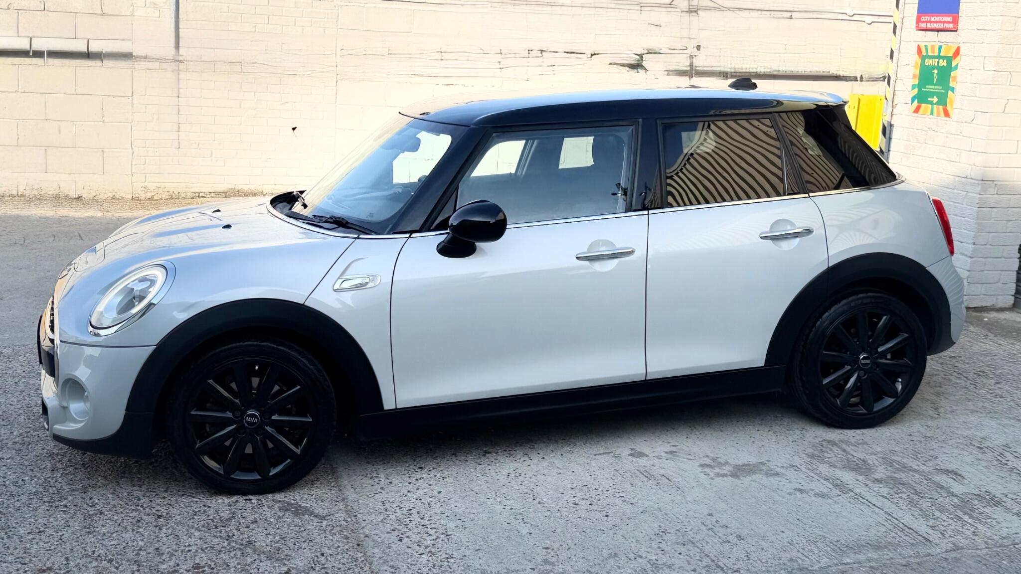 Mini Hatch
